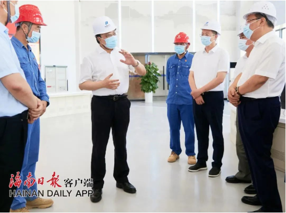 歡迎海南省省委常委，省委副書記，省長馮飛蒞臨馳大幕墻公司承接的洋浦華能幕墻項目視察